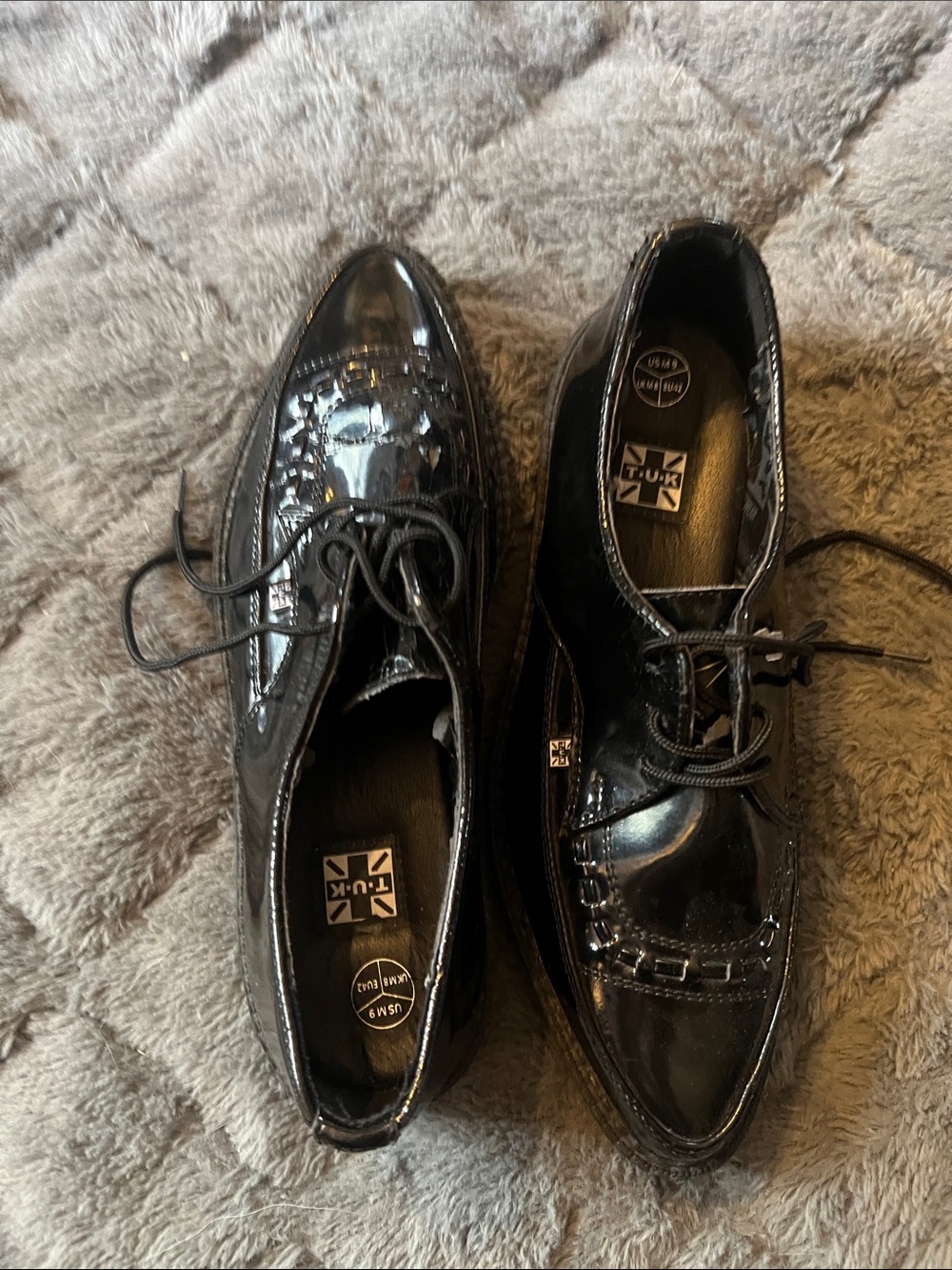 T.U.K Basic Black Patent Point Creeper